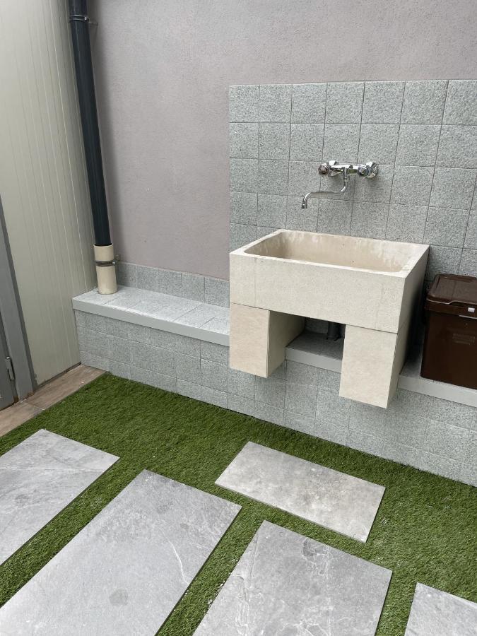 Varese Apartment エクステリア 写真
