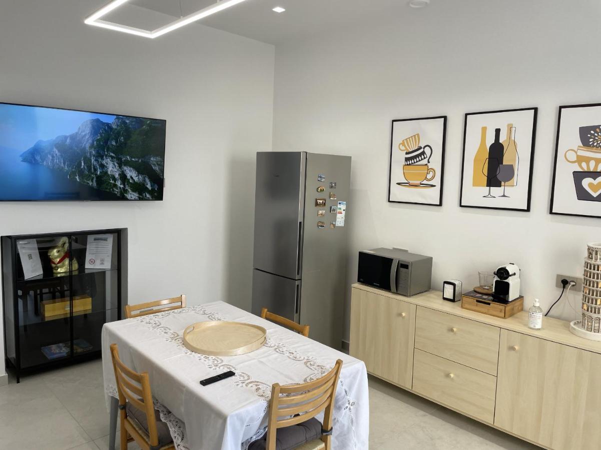 Varese Apartment エクステリア 写真