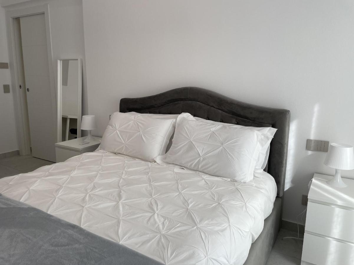 Varese Apartment エクステリア 写真
