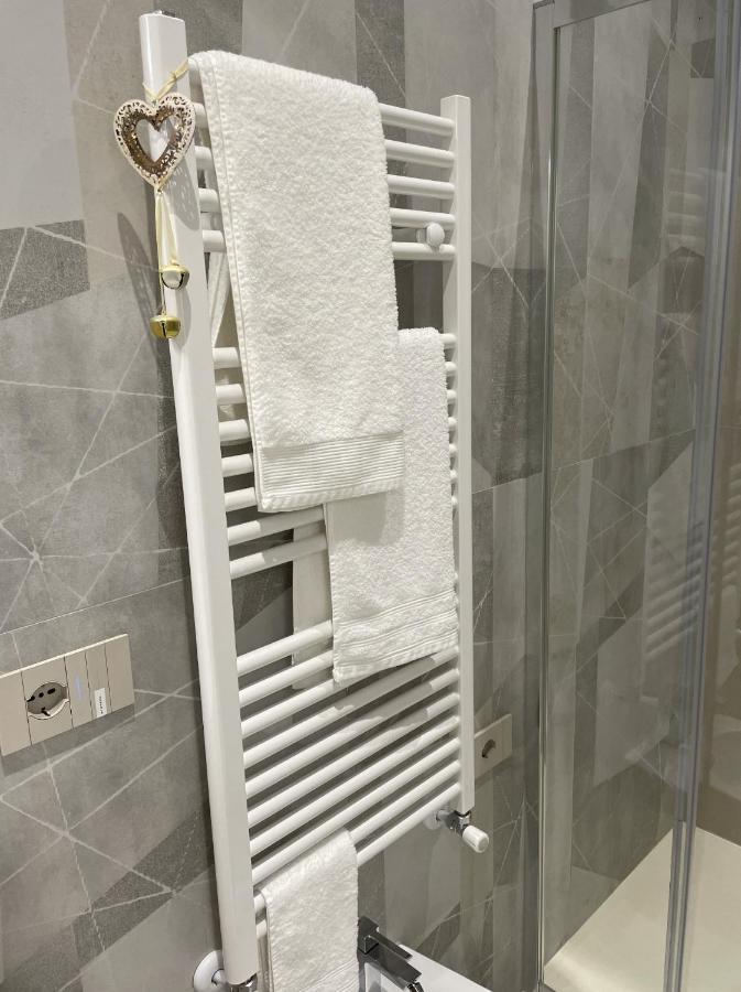 Varese Apartment エクステリア 写真