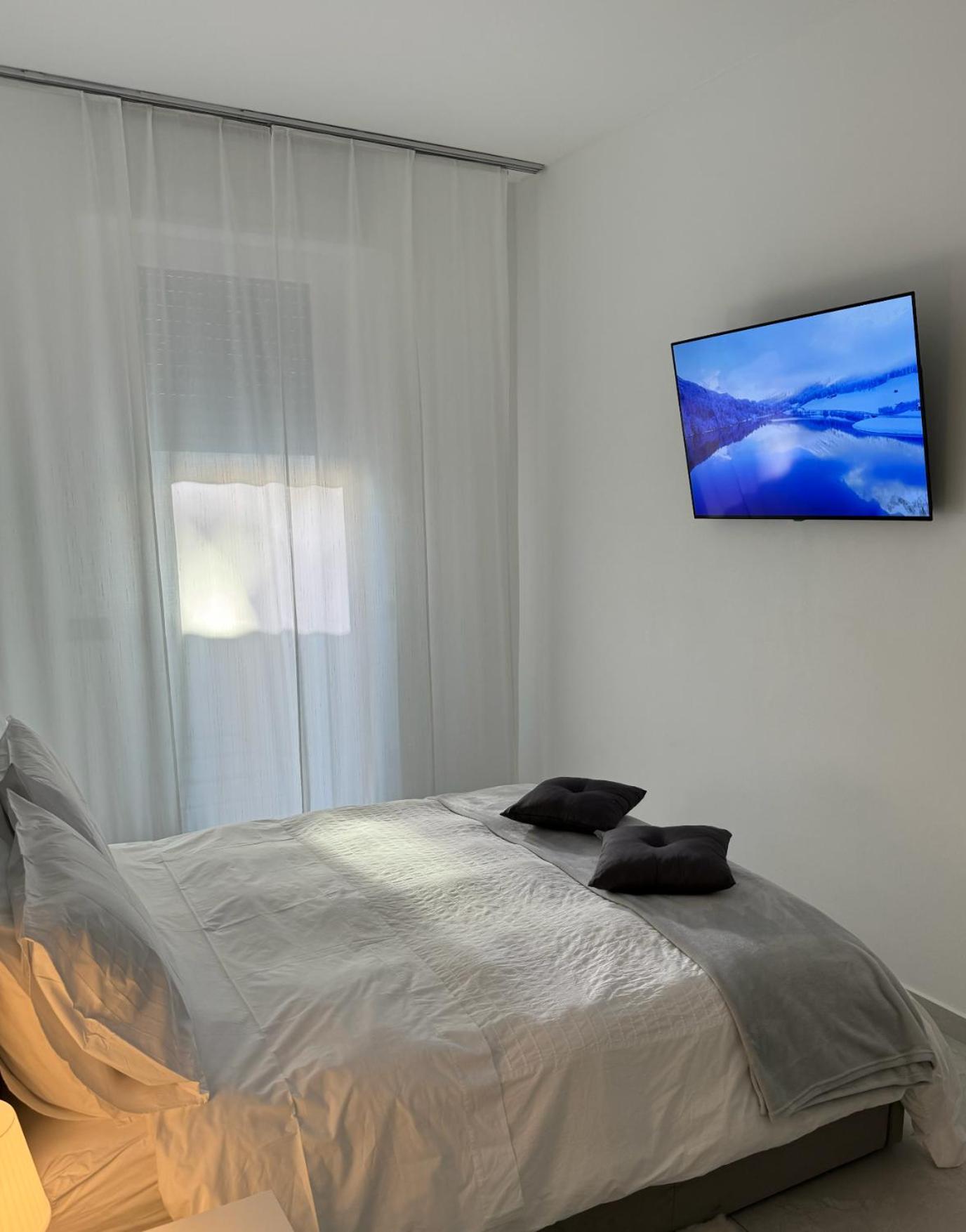 Varese Apartment エクステリア 写真